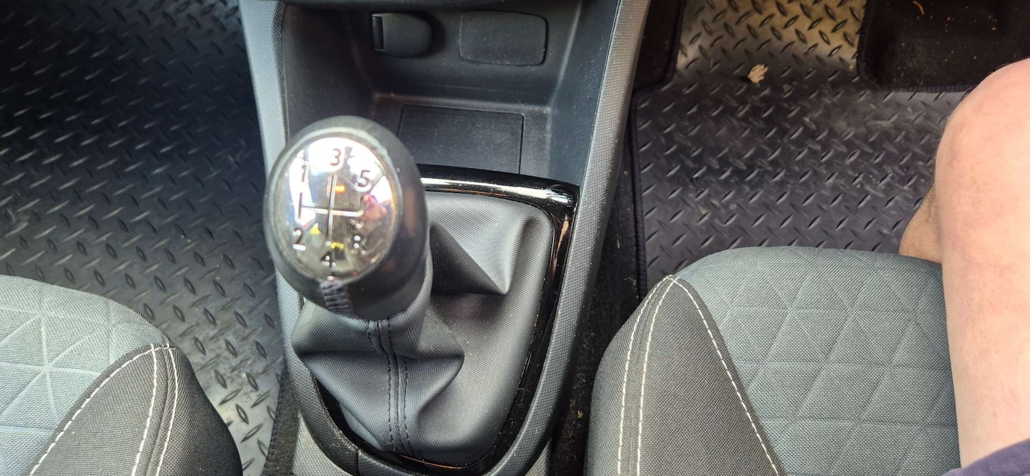 Used Renault Clio 2014 for sale - 76723385: Photo 29