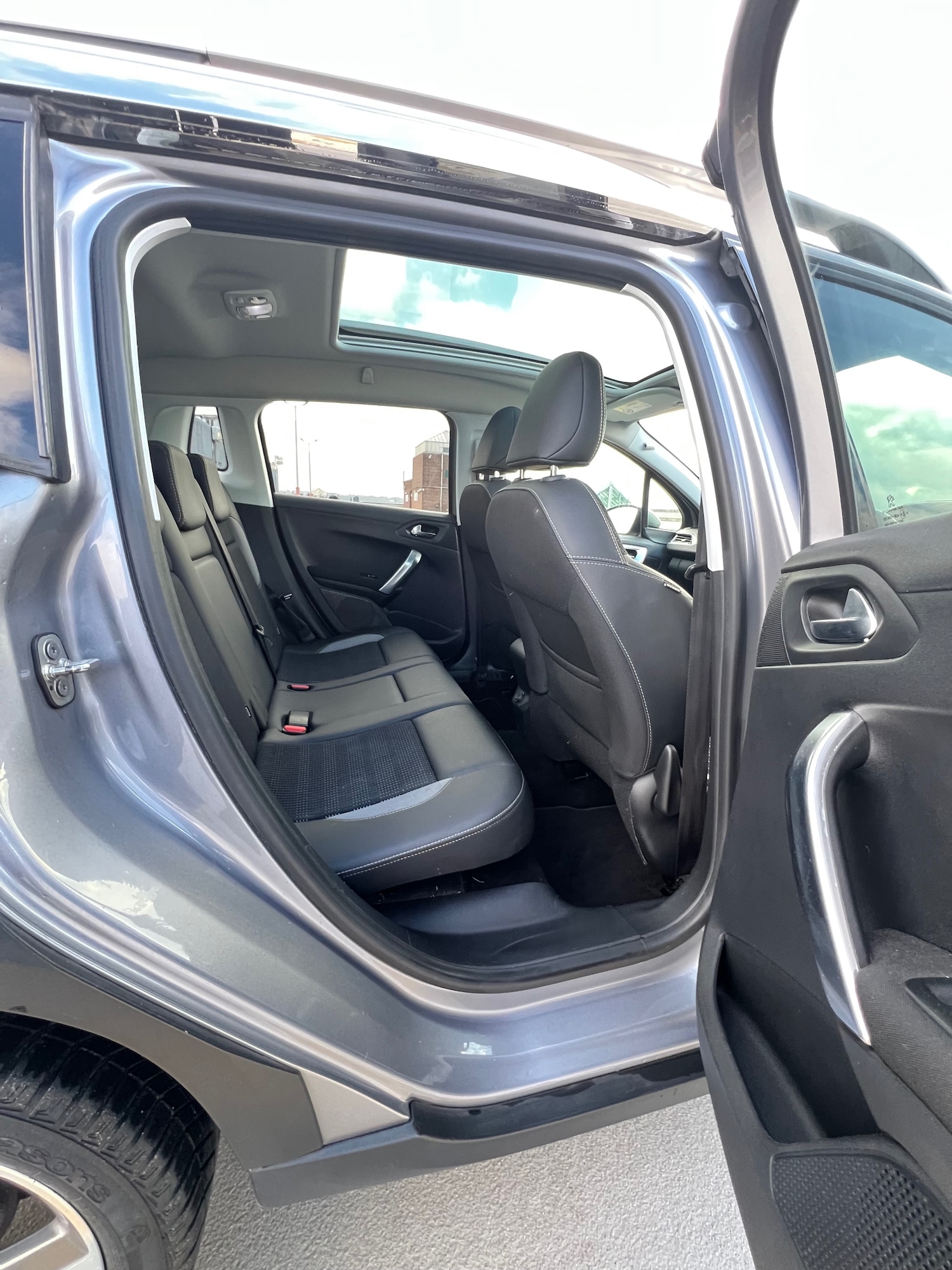 Used Peugeot 2008 2019 for sale - 77379306: Photo 17