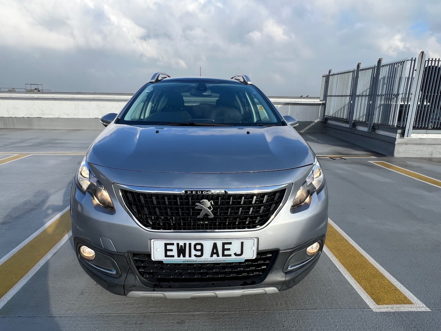 Used Peugeot 2008 2019 for sale - 77379306: Photo 2