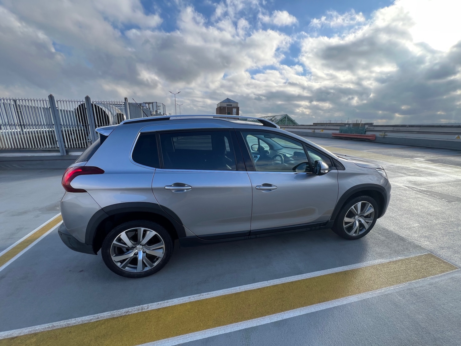 Used Peugeot 2008 2019 for sale - 77379306: Photo 41