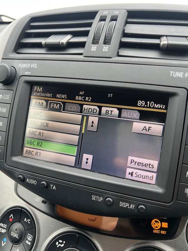 Used Toyota RAV4 2010 for sale - 76246043: Photo 19