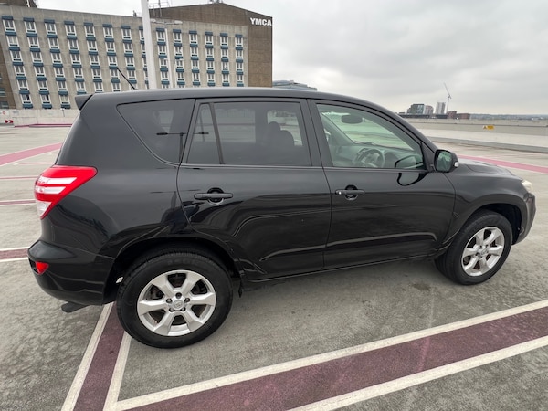 Used Toyota RAV4 2010 for sale - 76246043: Photo 36
