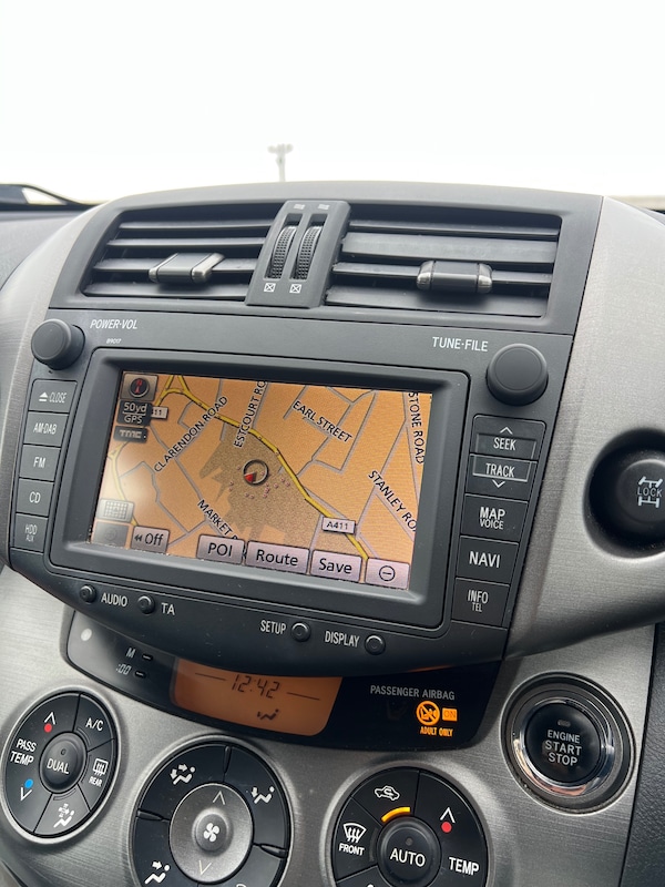 Used Toyota RAV4 2010 for sale - 76246043: Photo 54