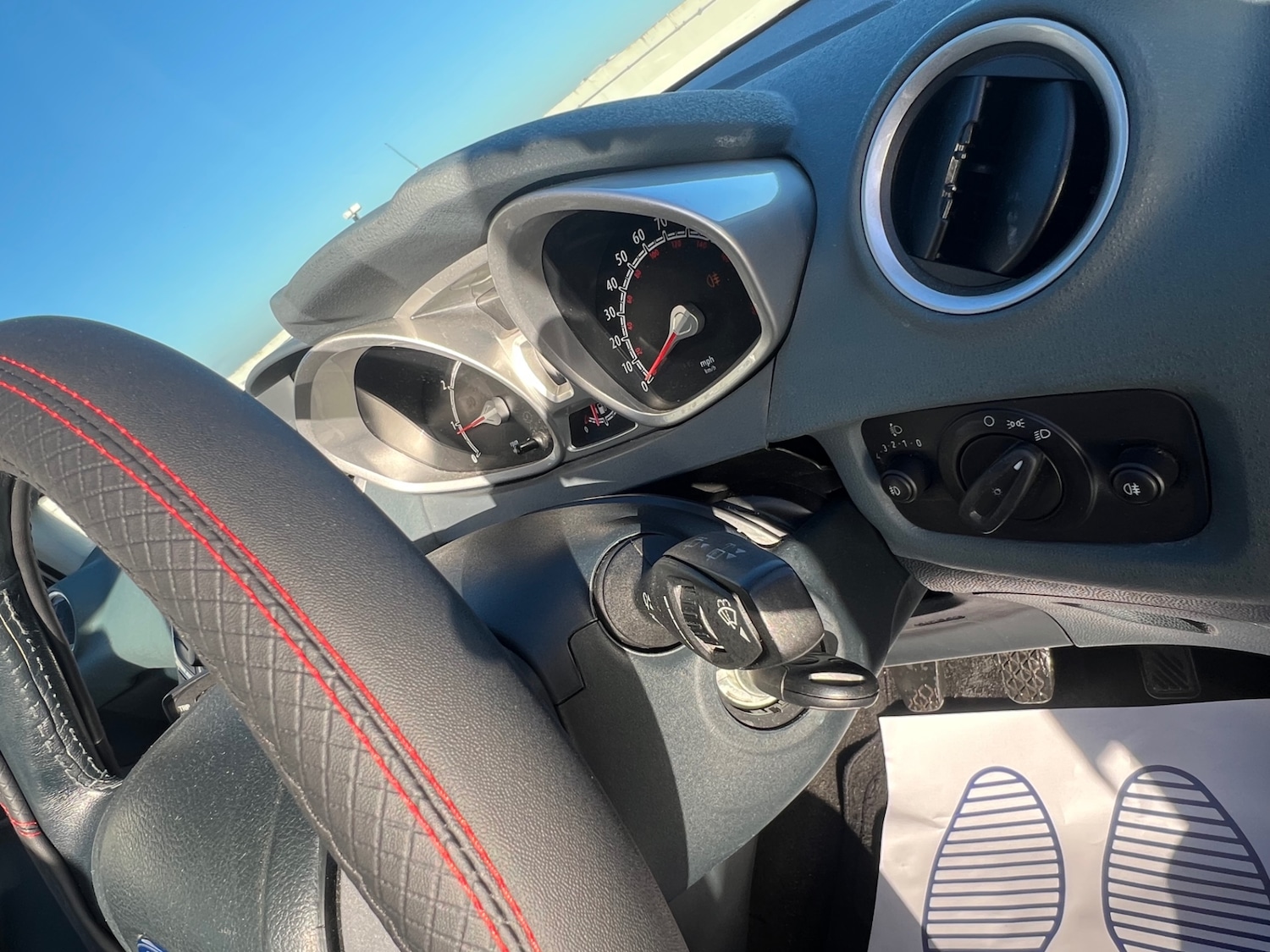 Used Ford Fiesta 2010 for sale - 77014991: Photo 11