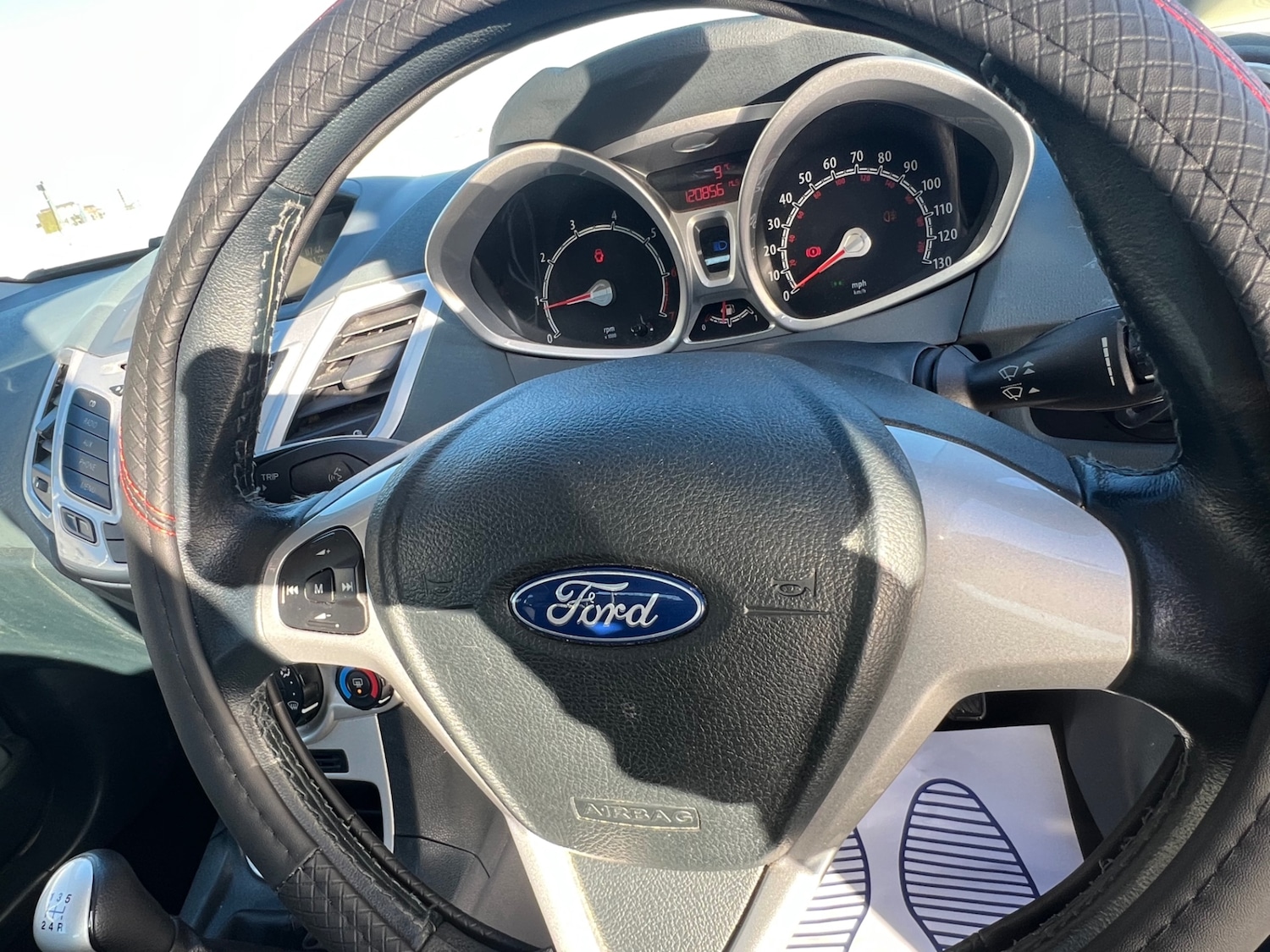 Used Ford Fiesta 2010 for sale - 77014991: Photo 12