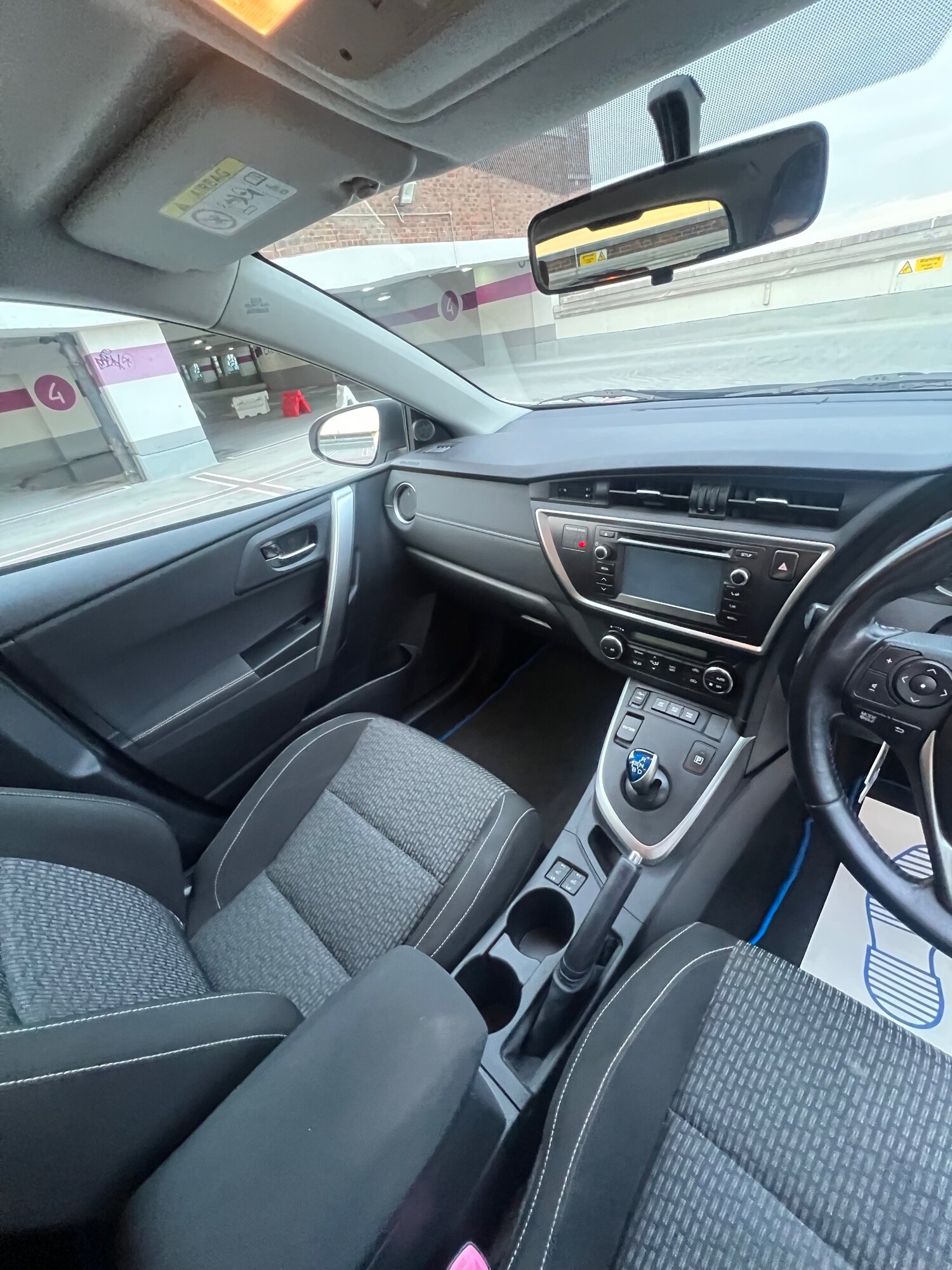 Used Toyota Auris 2014 for sale - 77760642: Photo 14