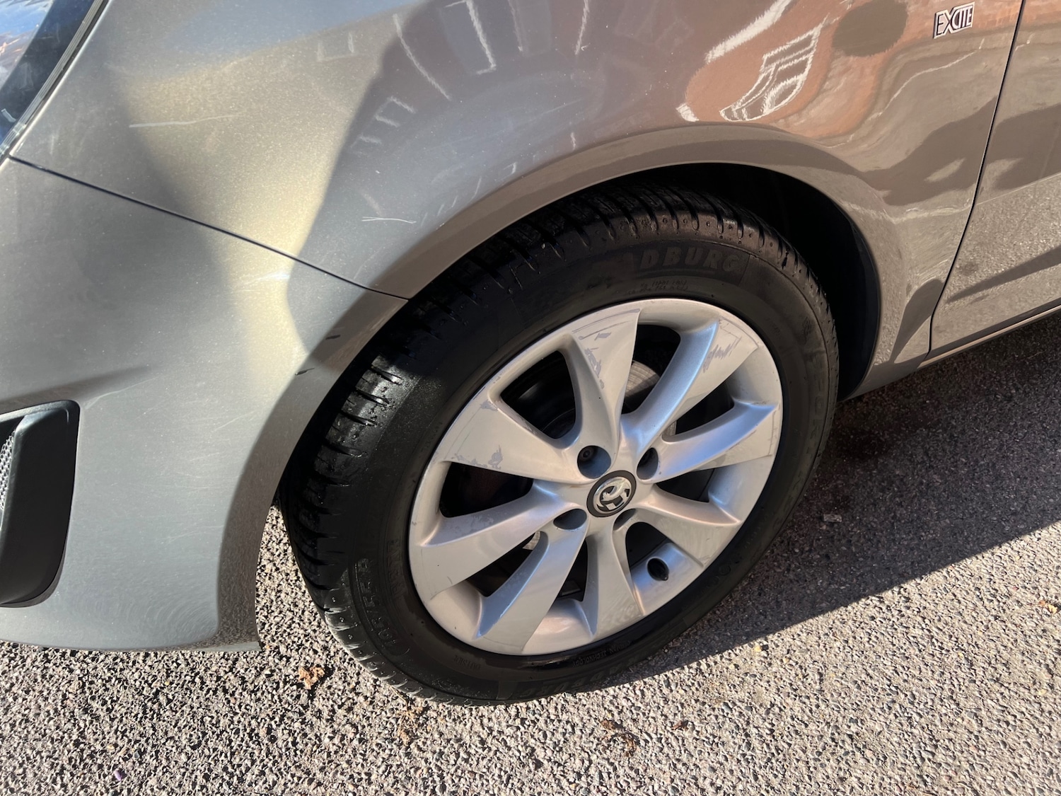 Used Vauxhall Corsa 2014 for sale - 76652907: Photo 3