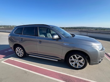 Used Mitsubishi Outlander 2015 for sale - 79190863: Photo