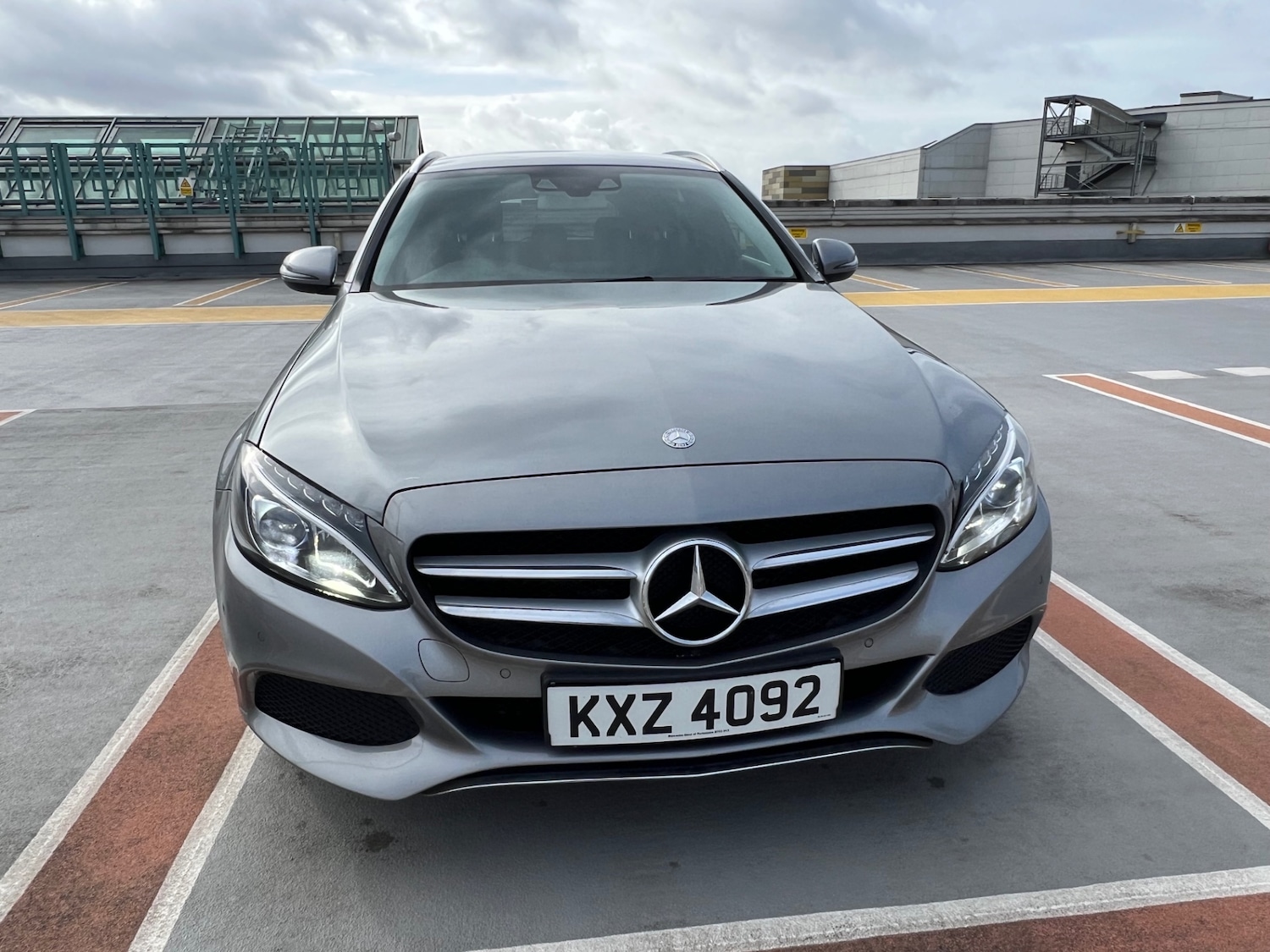 Used Mercedes-Benz C Class 2017 for sale - 77644015: Photo 2