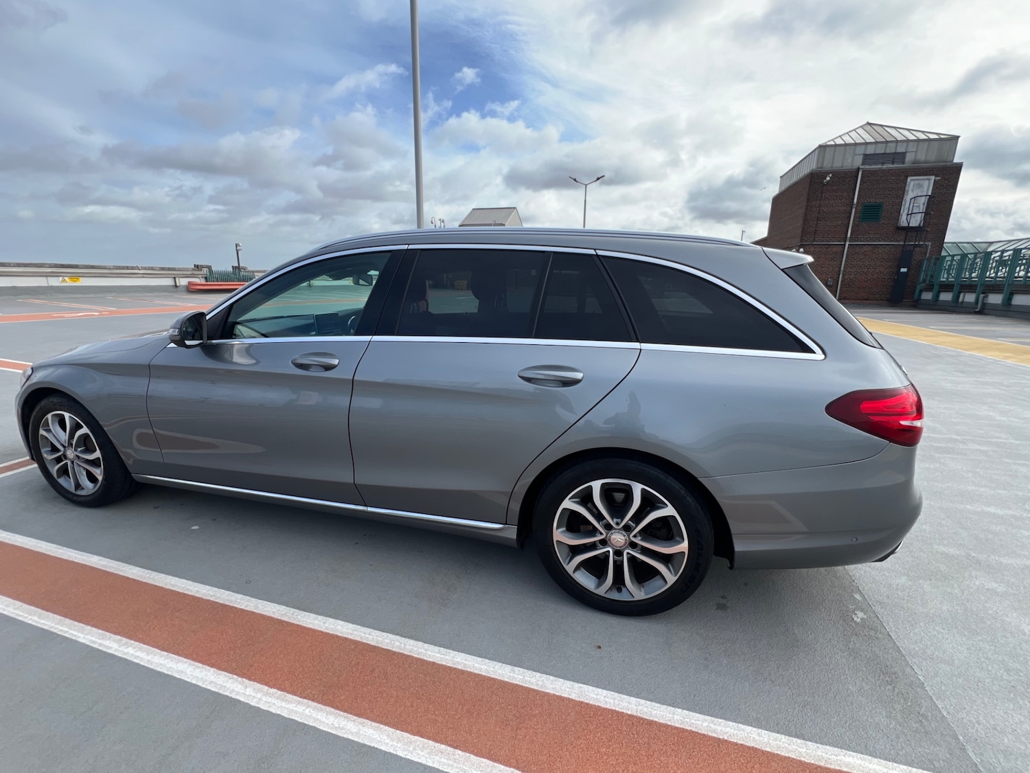 Used Mercedes-Benz C Class 2017 for sale - 77644015: Photo 28
