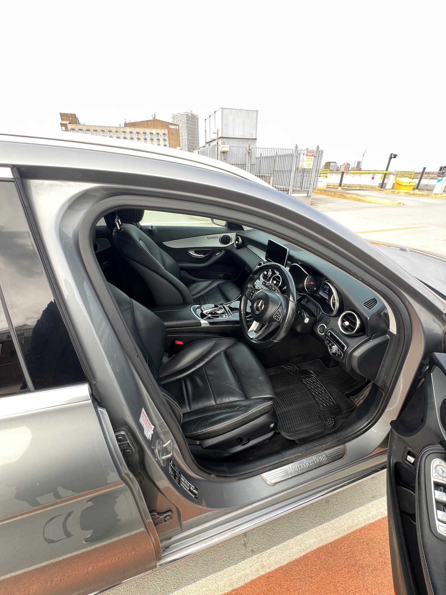 Used Mercedes-Benz C Class 2017 for sale - 77644015: Photo 43