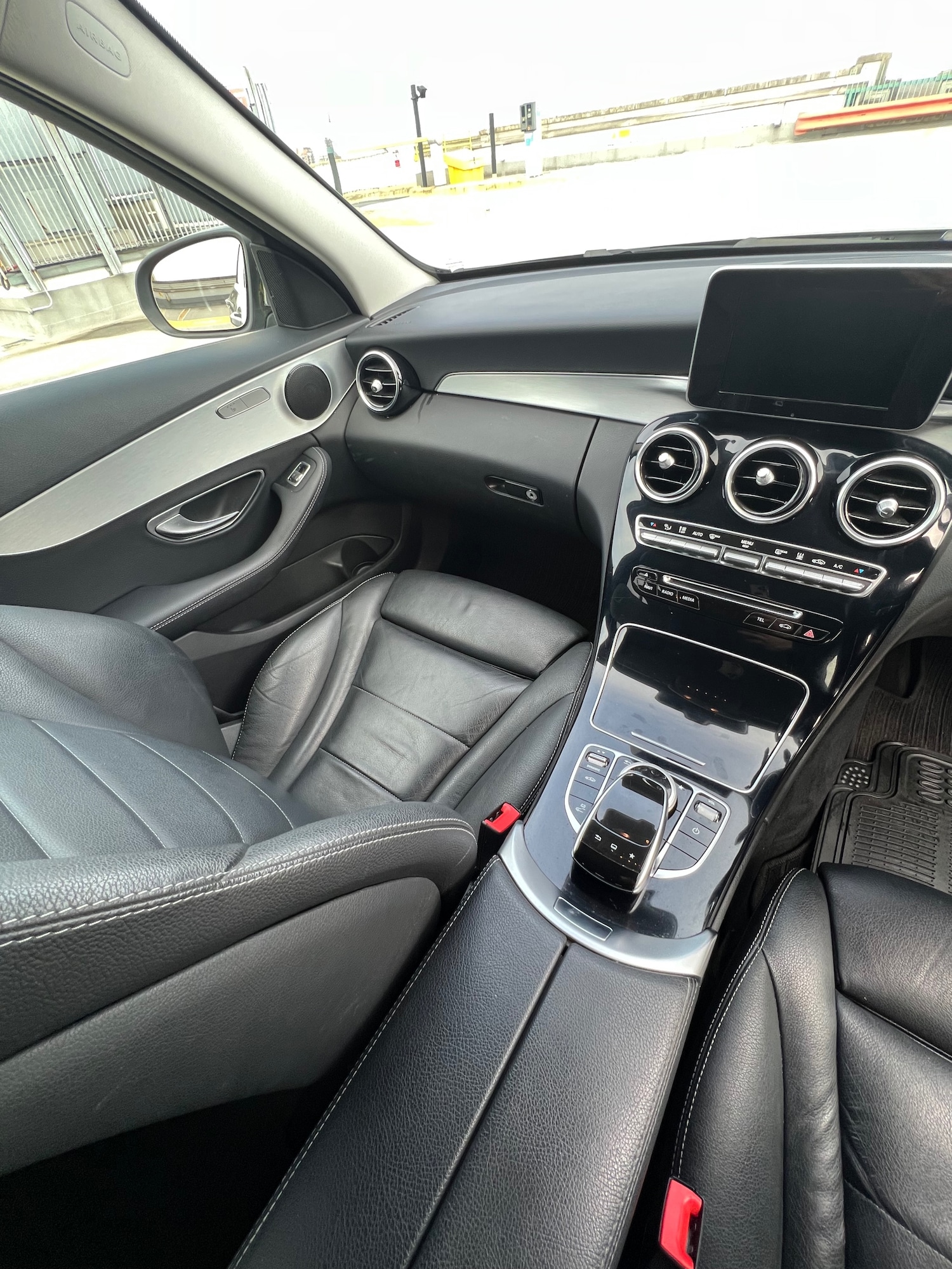 Used Mercedes-Benz C Class 2017 for sale - 77644015: Photo 47