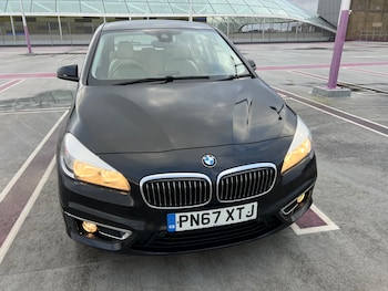 Used BMW 2 Series 2017 for sale - 76362971: Photo