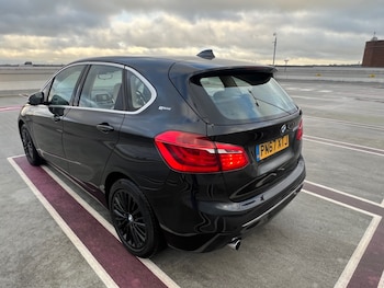 Used BMW 2 Series 2017 for sale - 76362971: Photo