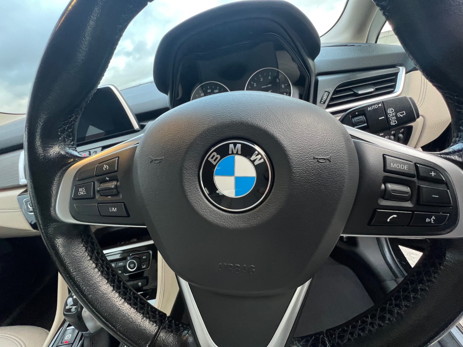 Used BMW 2 Series 2017 for sale - 76362971: Photo 46