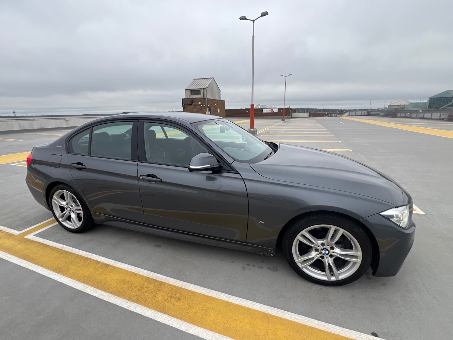 Used BMW 3 Series 2017 for sale - 76268778: Photo 10