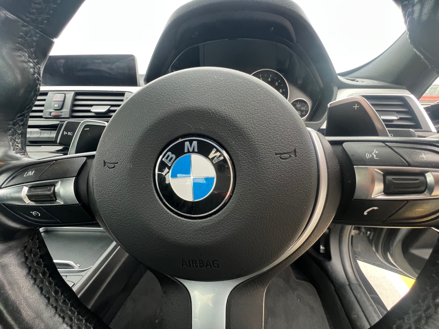 Used BMW 3 Series 2017 for sale - 76268778: Photo 13