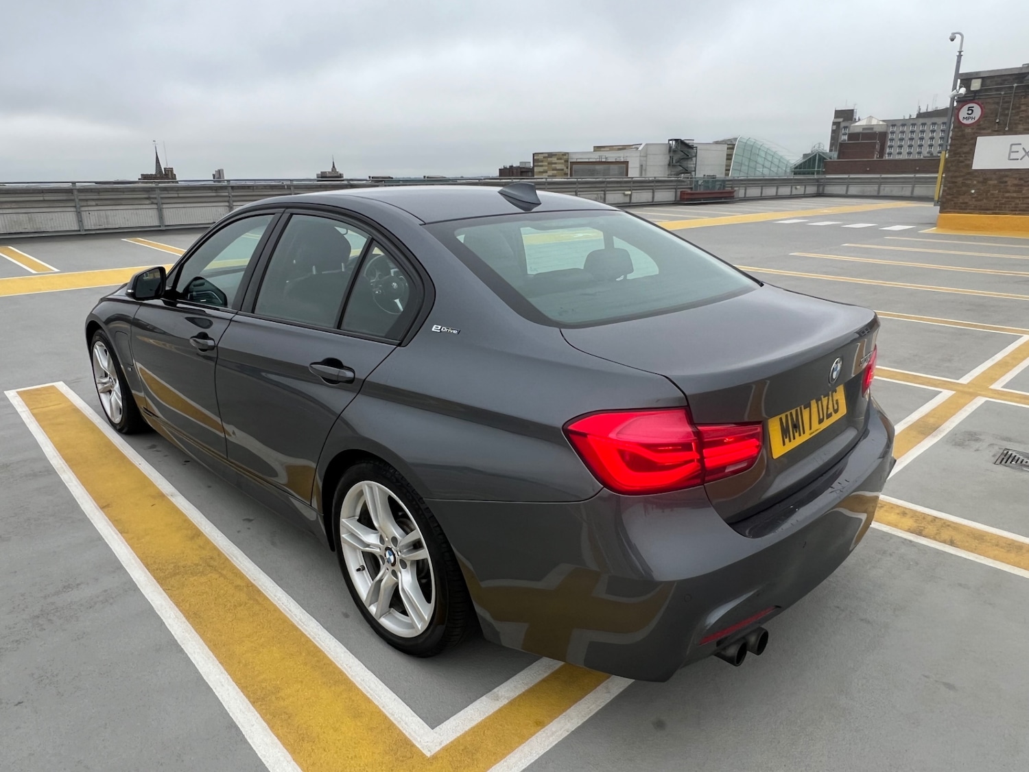 Used BMW 3 Series 2017 for sale - 76268778: Photo 33