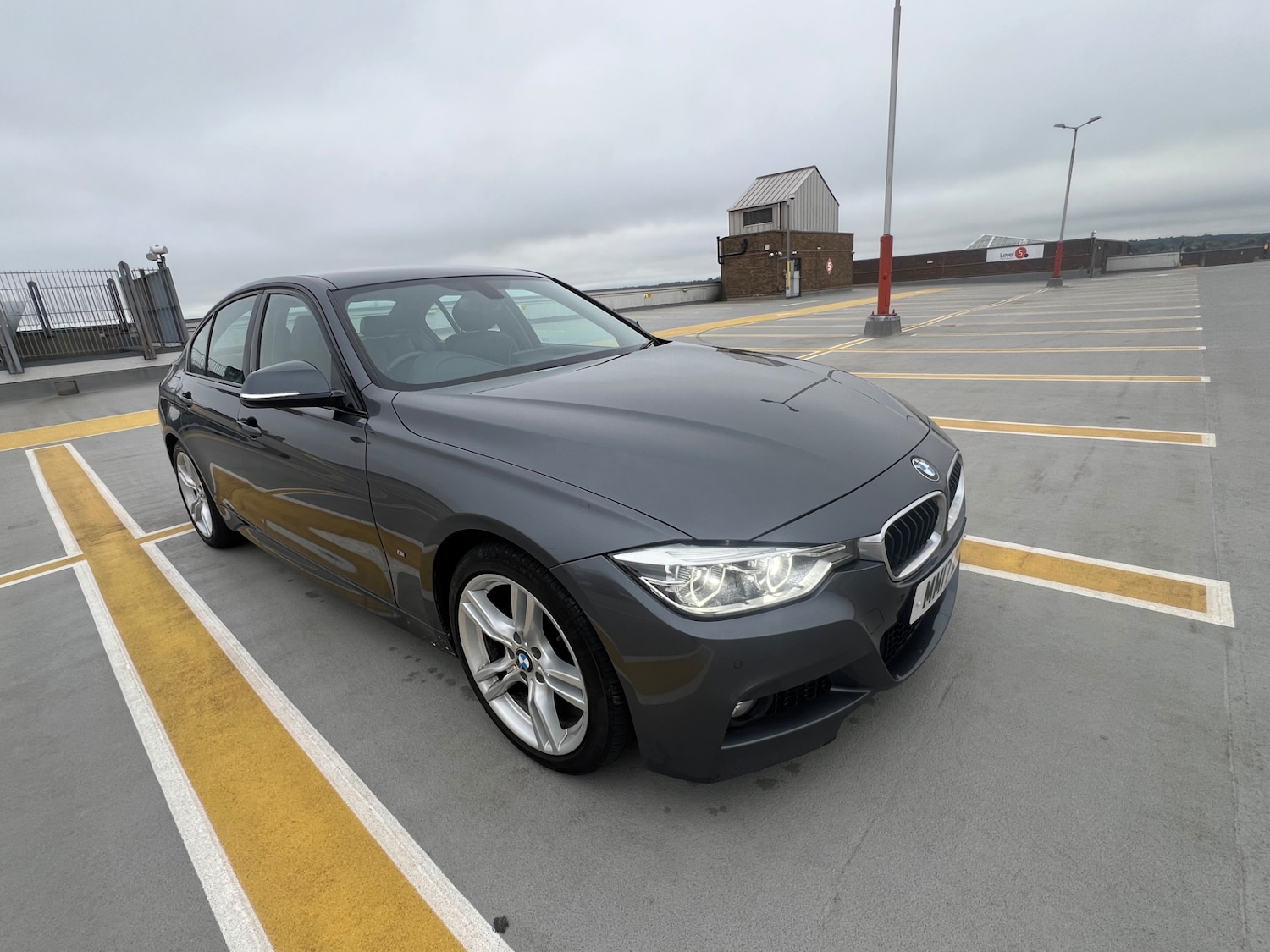 Used BMW 3 Series 2017 for sale - 76268778: Photo 43