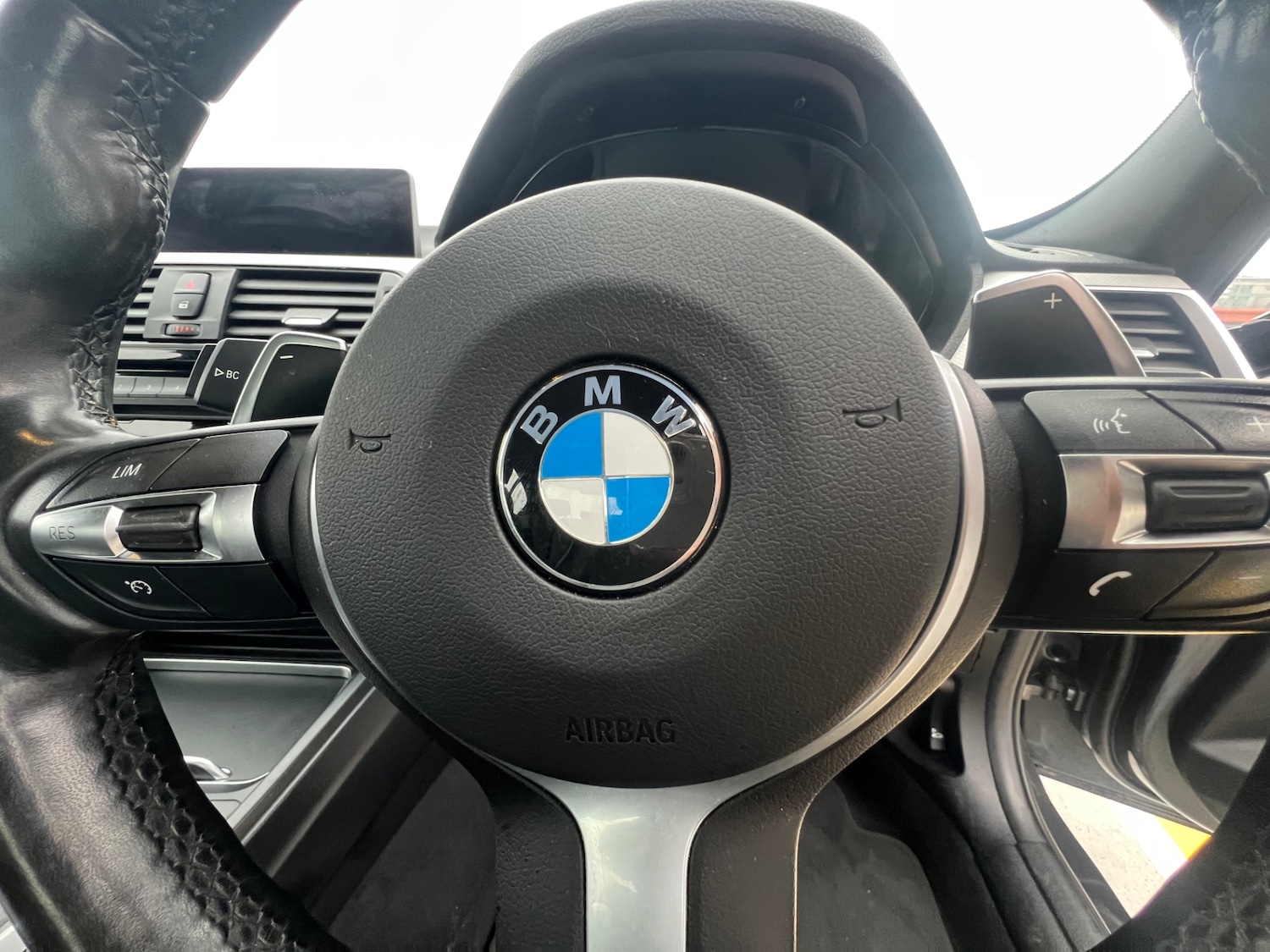 Used BMW 3 Series 2017 for sale - 76268778: Photo 48
