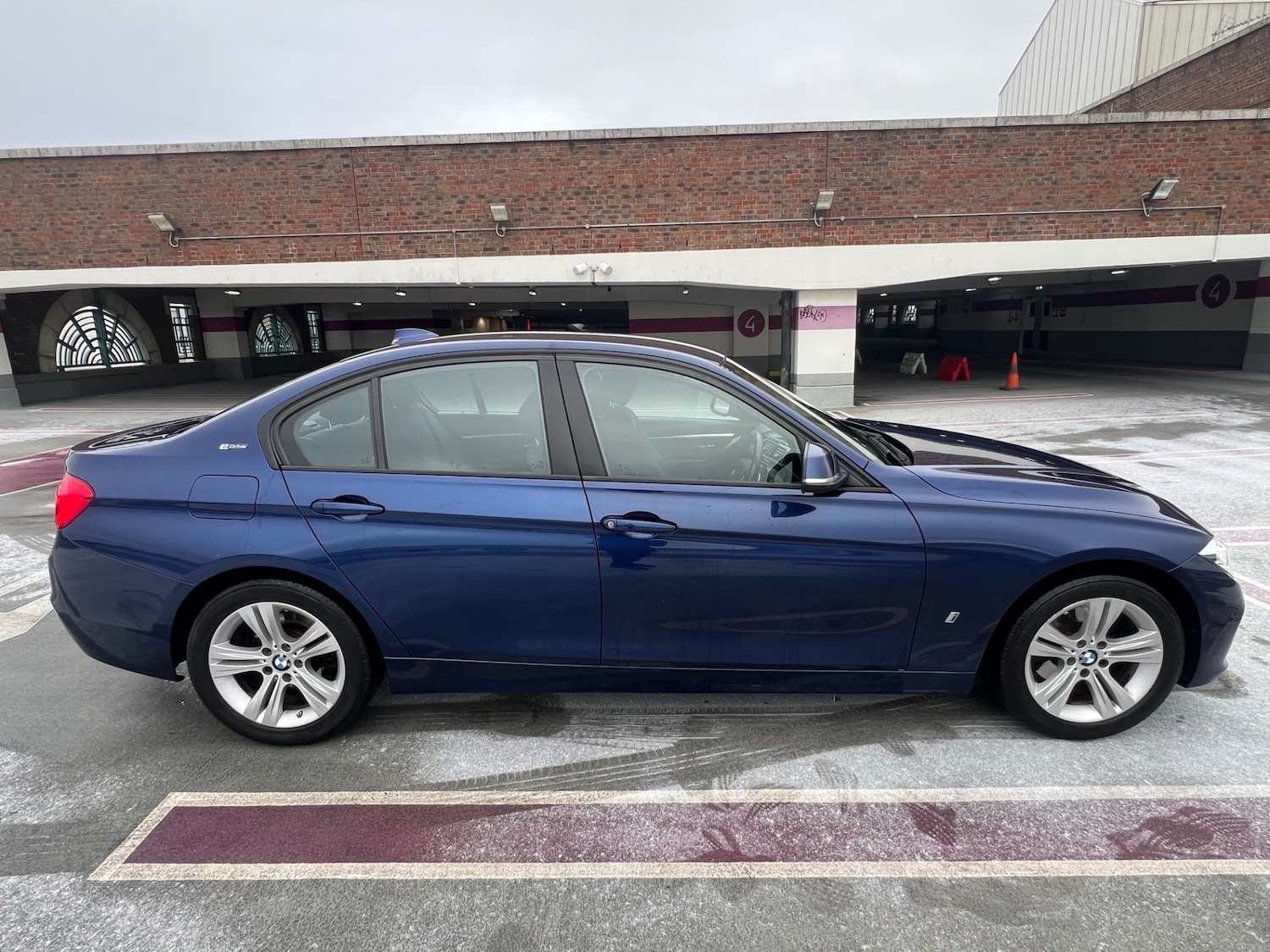 Used BMW 3 Series 2018 for sale - 77124328: Photo 39