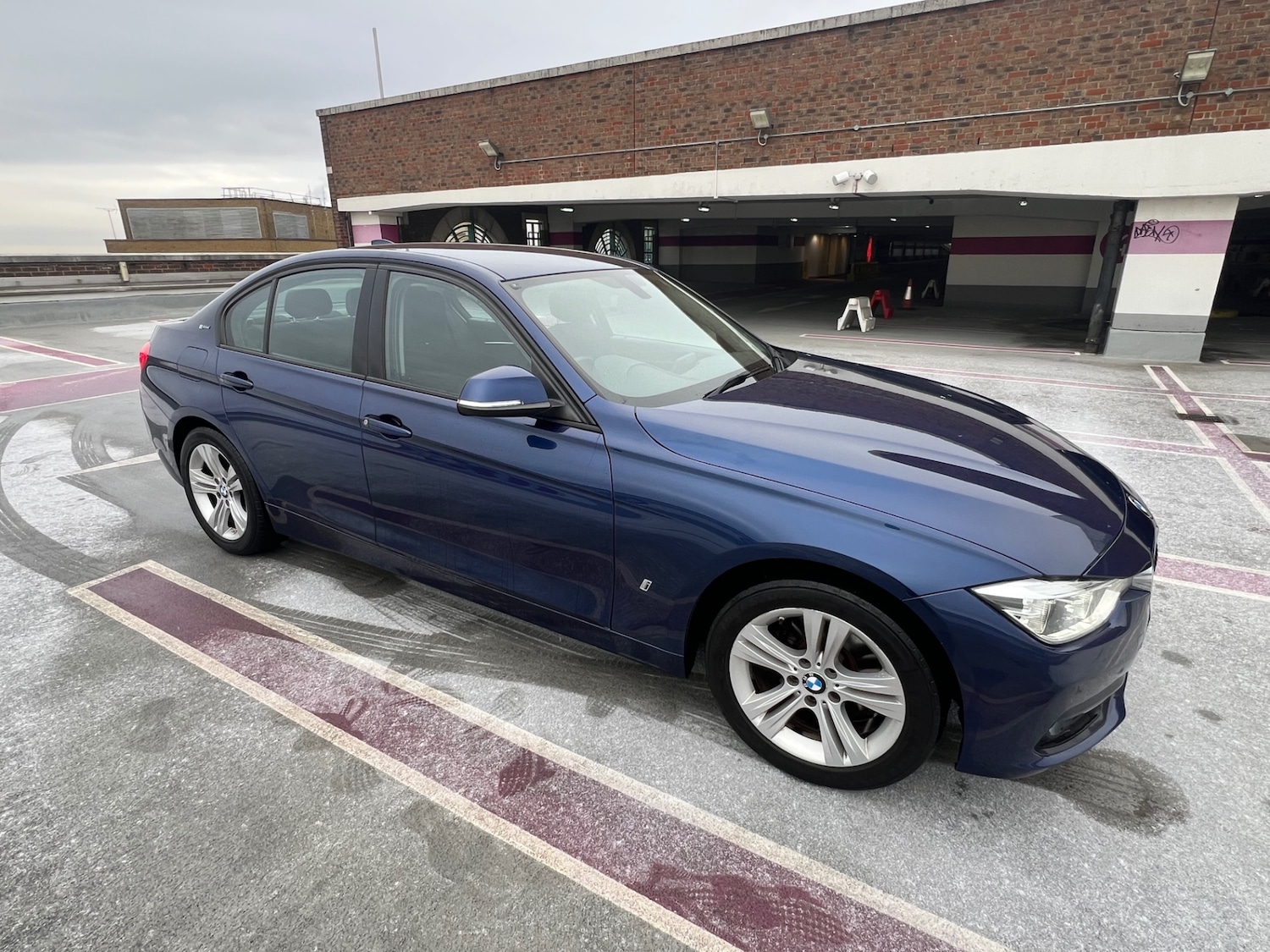 Used BMW 3 Series 2018 for sale - 77124328: Photo 41