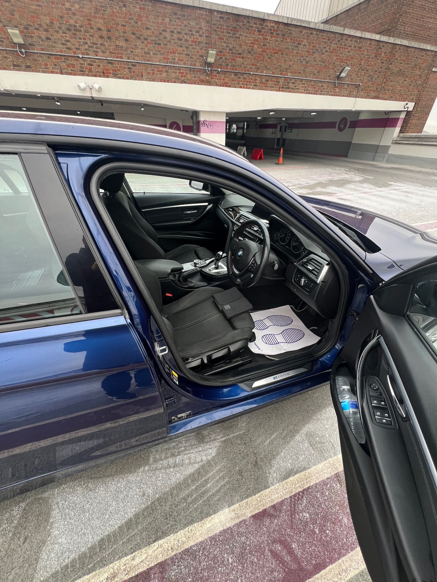 Used BMW 3 Series 2018 for sale - 77124328: Photo 44