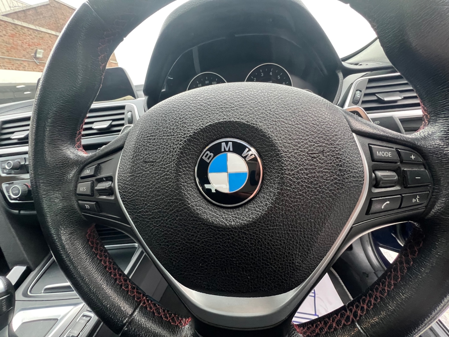Used BMW 3 Series 2018 for sale - 77124328: Photo 47