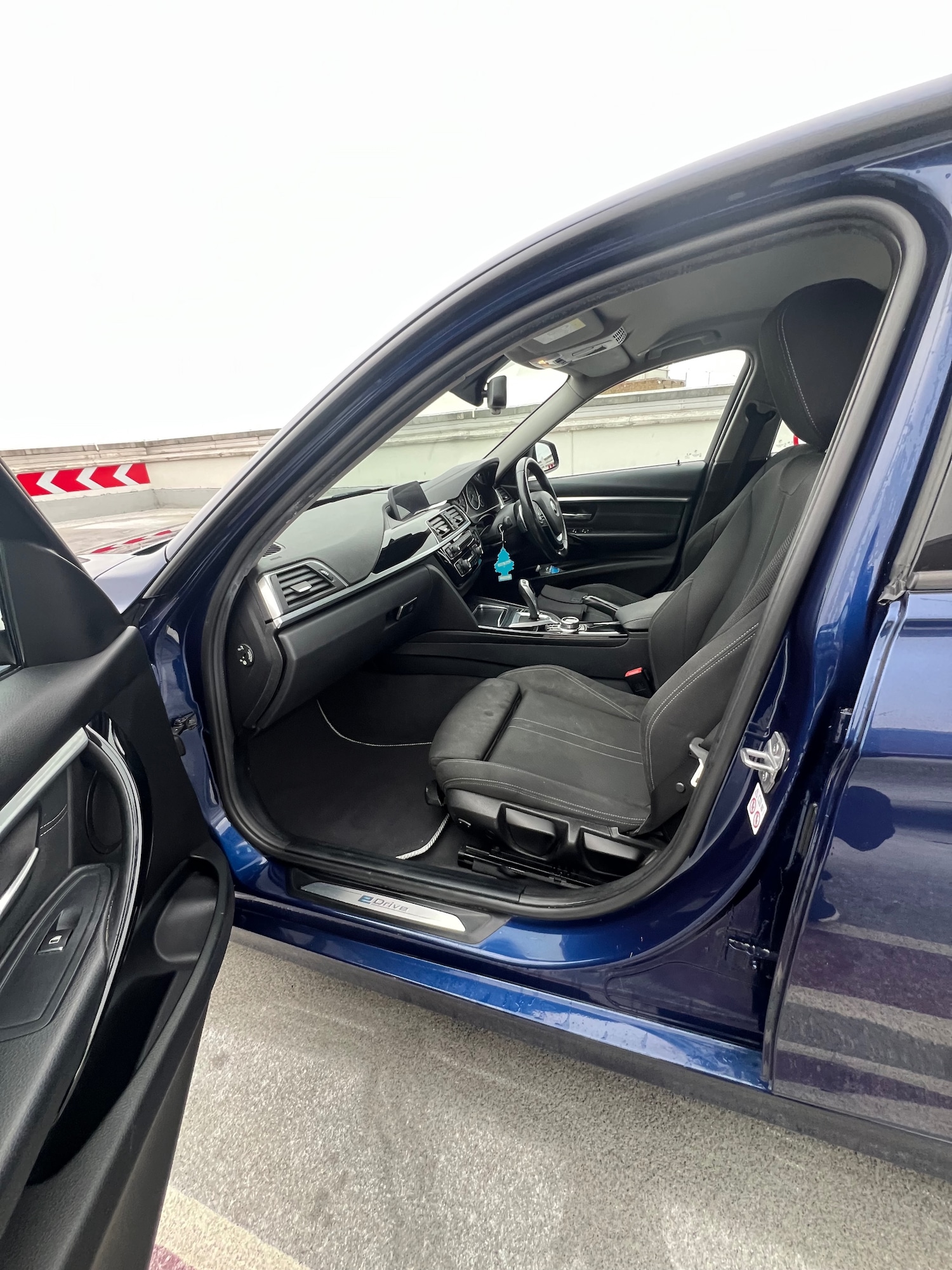 Used BMW 3 Series 2018 for sale - 77124328: Photo 56