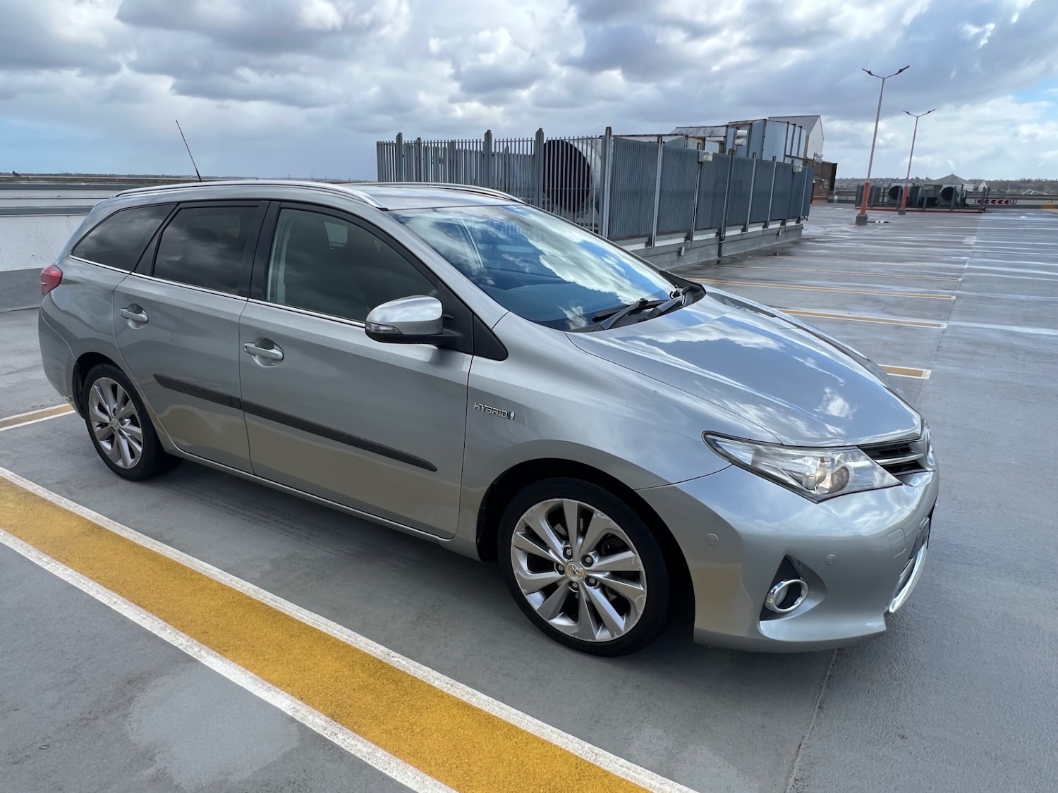 Used Toyota Auris 2014 for sale - 78067036: Photo 3
