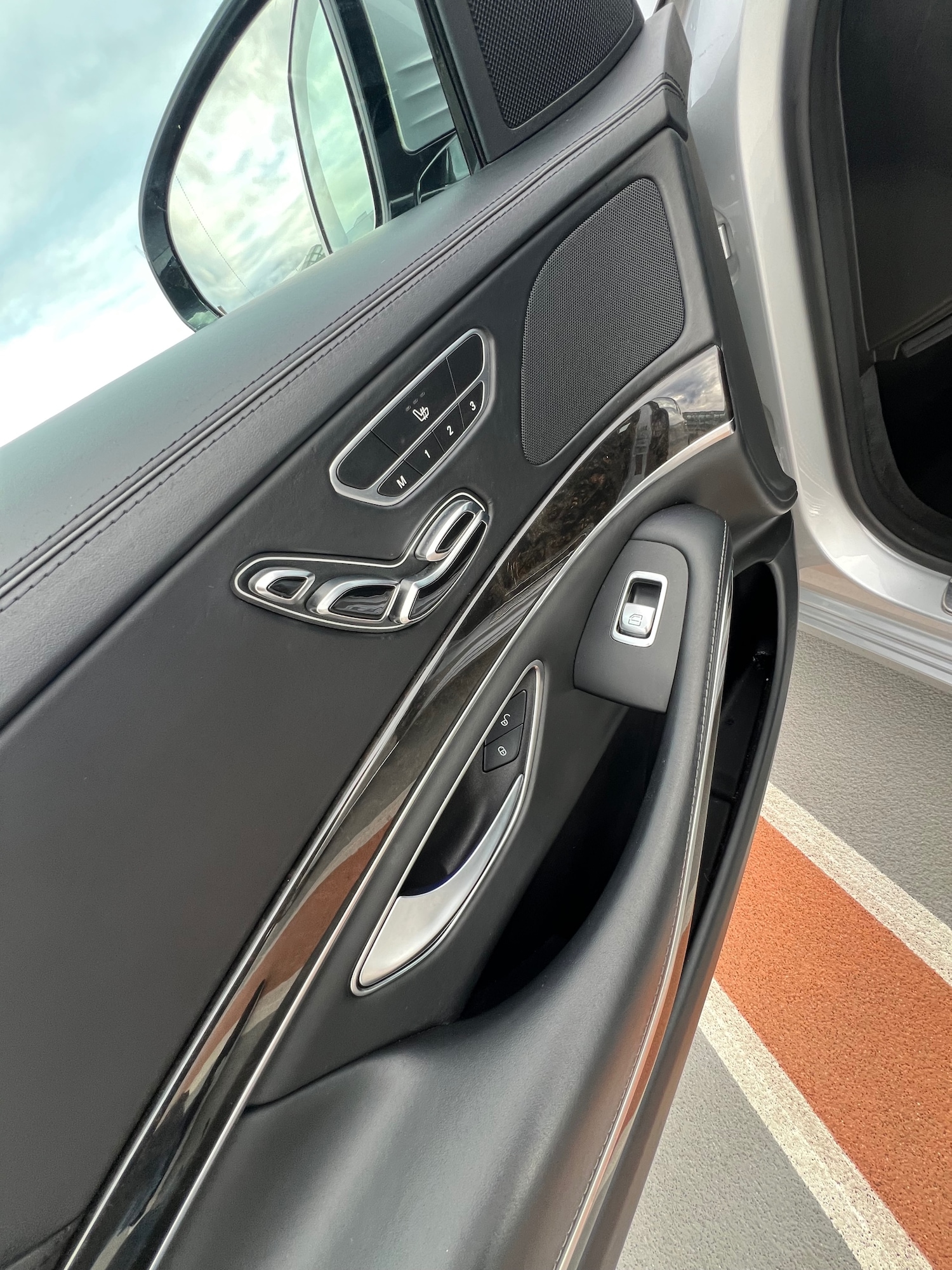 Used Mercedes-Benz S Class 2015 for sale - 76606127: Photo 76