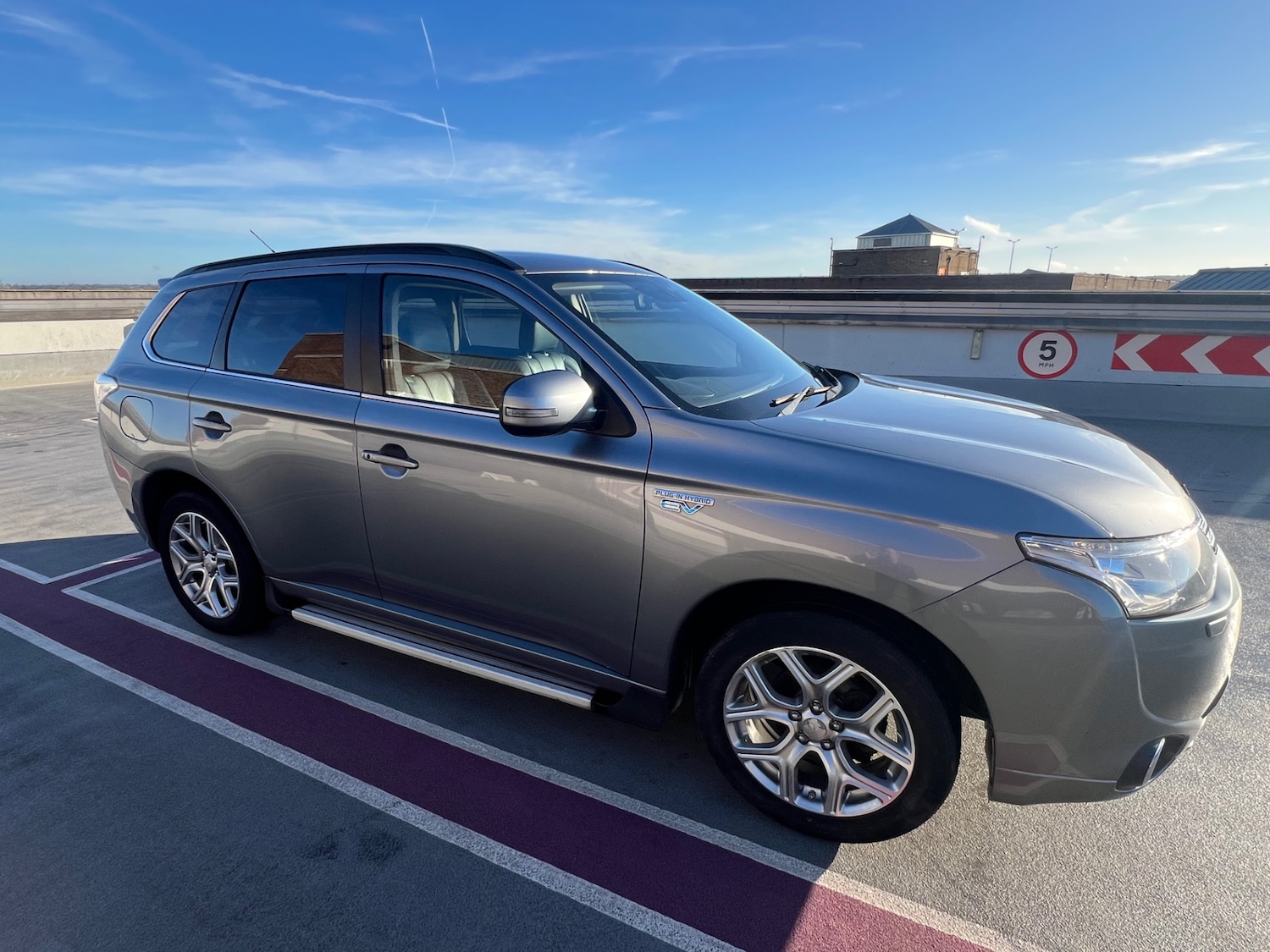 Used Mitsubishi Outlander 2015 for sale - 76896877: Photo 38