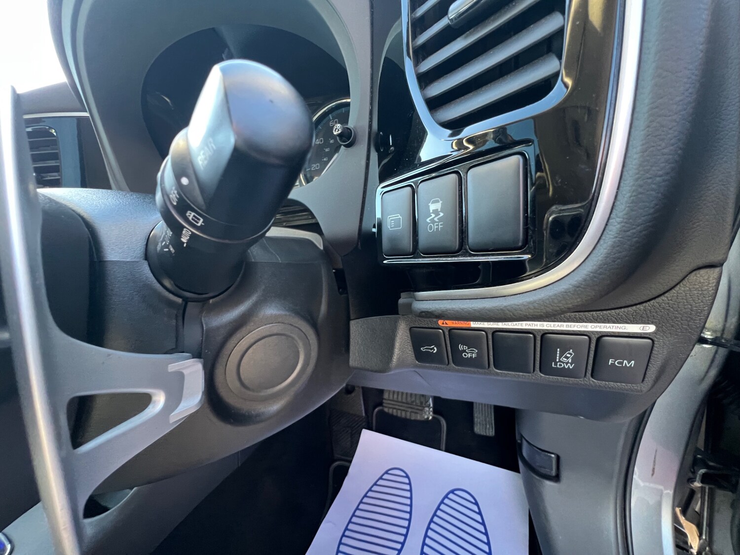 Used Mitsubishi Outlander 2015 for sale - 76896877: Photo 46