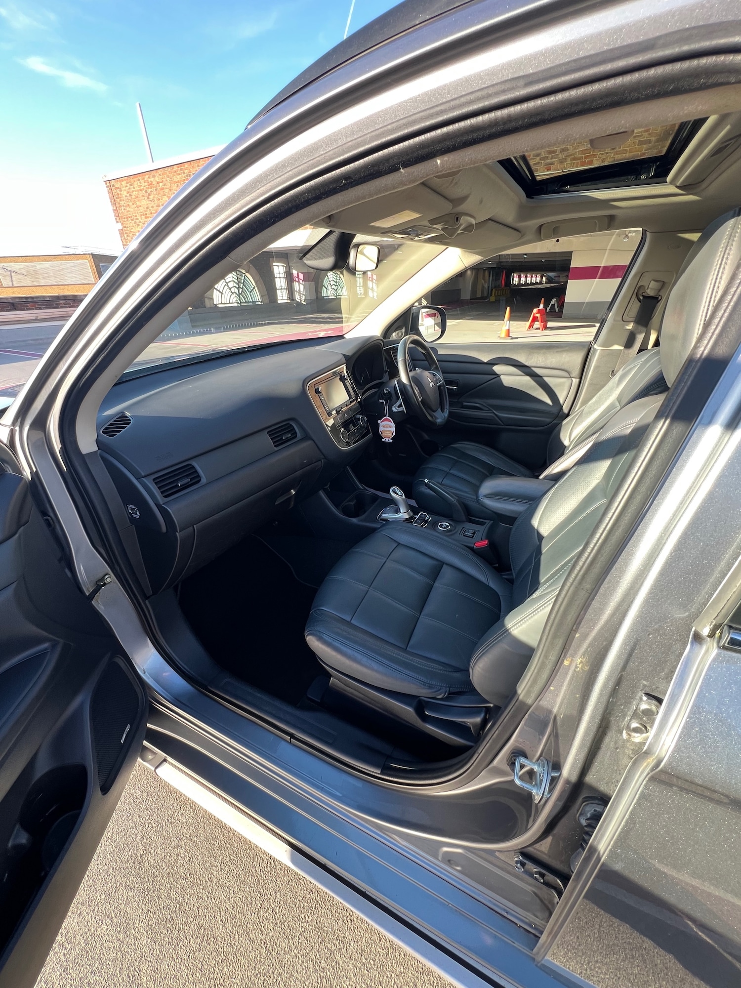 Used Mitsubishi Outlander 2015 for sale - 76896877: Photo 58