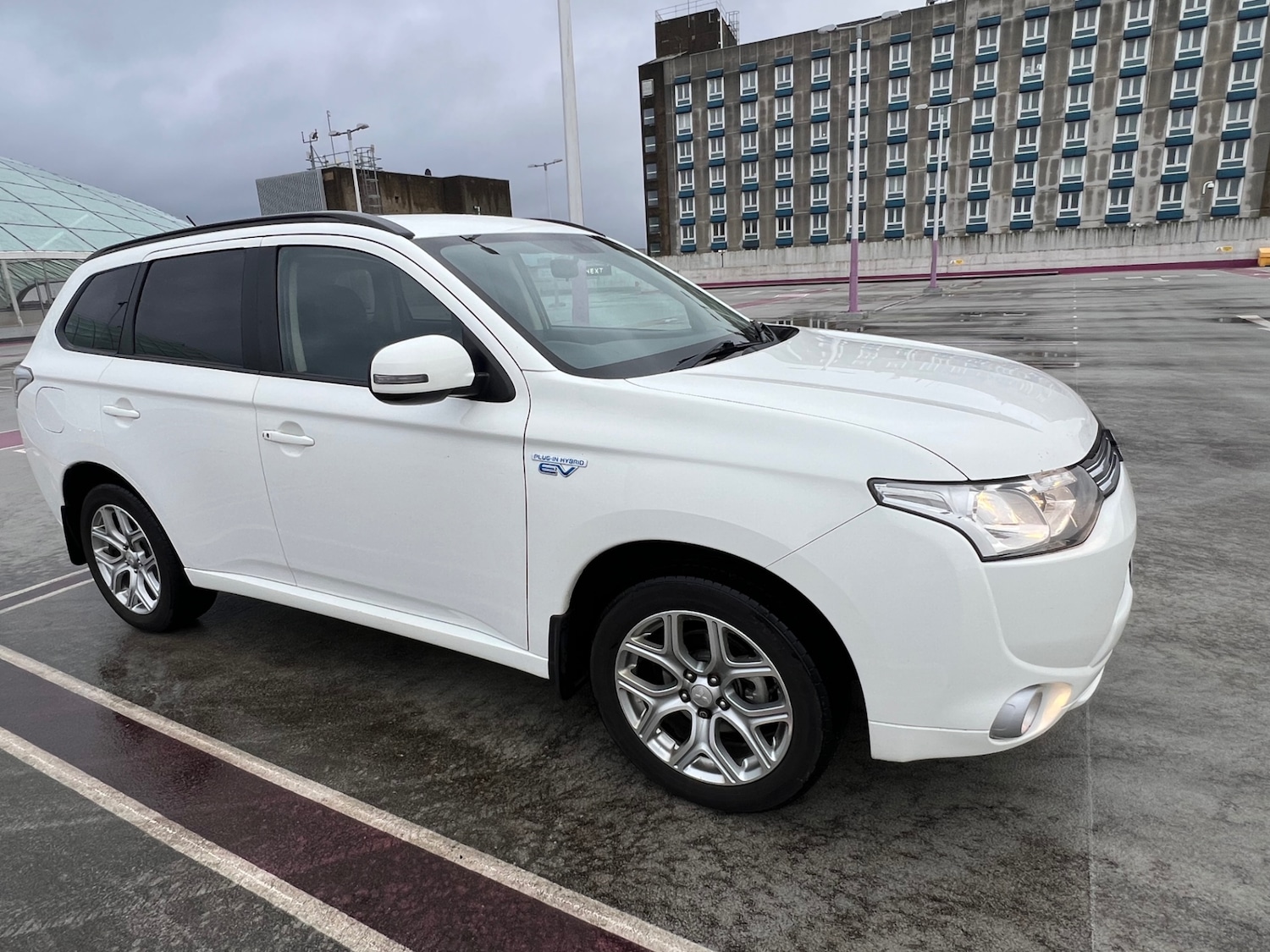 Used Mitsubishi Outlander 2015 for sale - 77284000: Photo 18