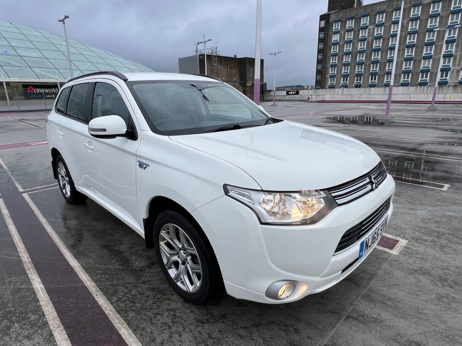Used Mitsubishi Outlander 2015 for sale - 77284000: Photo 20