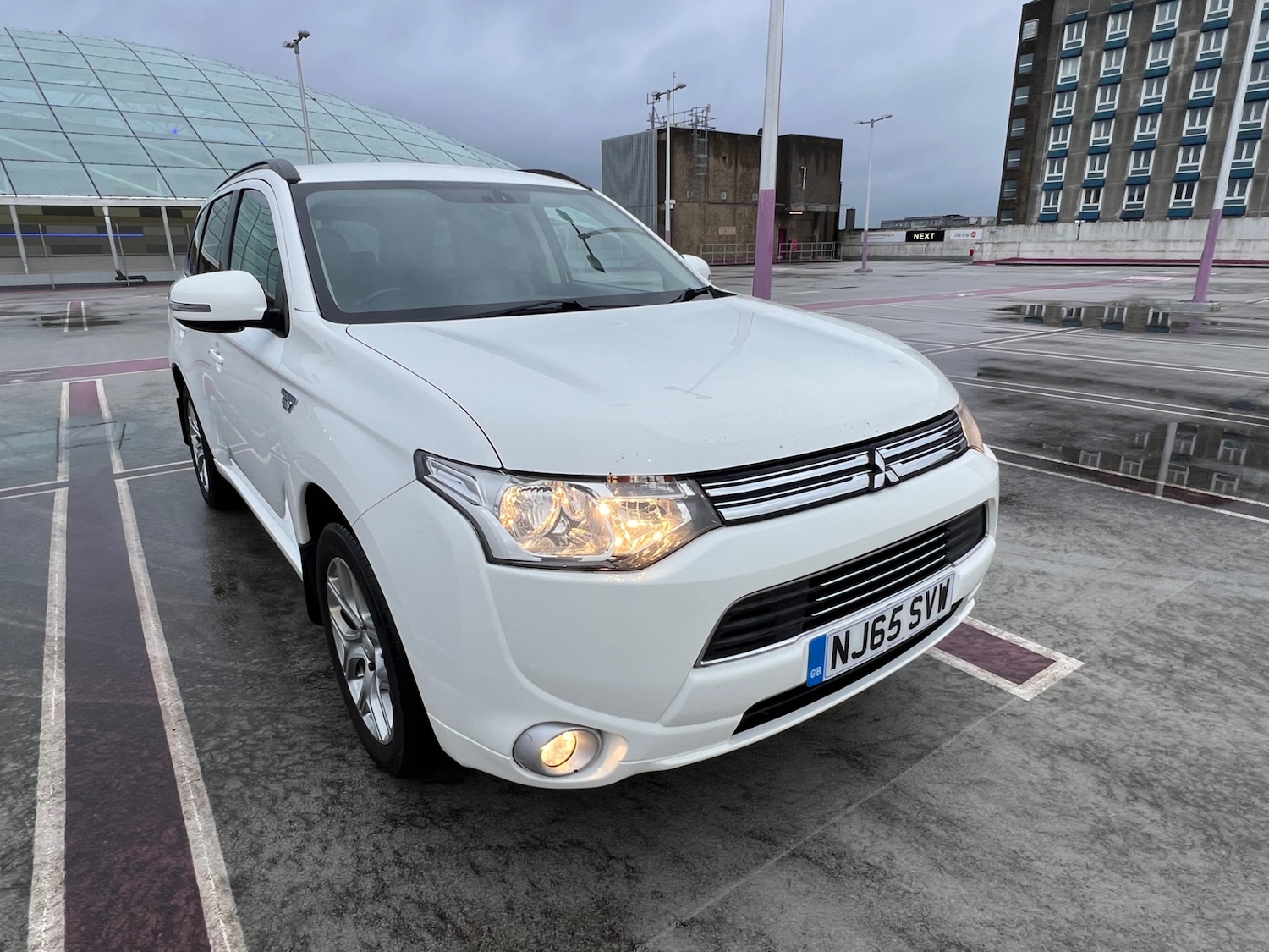 Used Mitsubishi Outlander 2015 for sale - 77284000: Photo 21