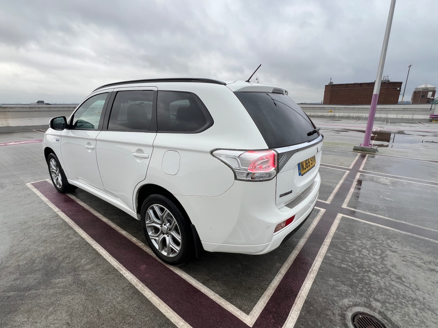 Used Mitsubishi Outlander 2015 for sale - 77284000: Photo 30