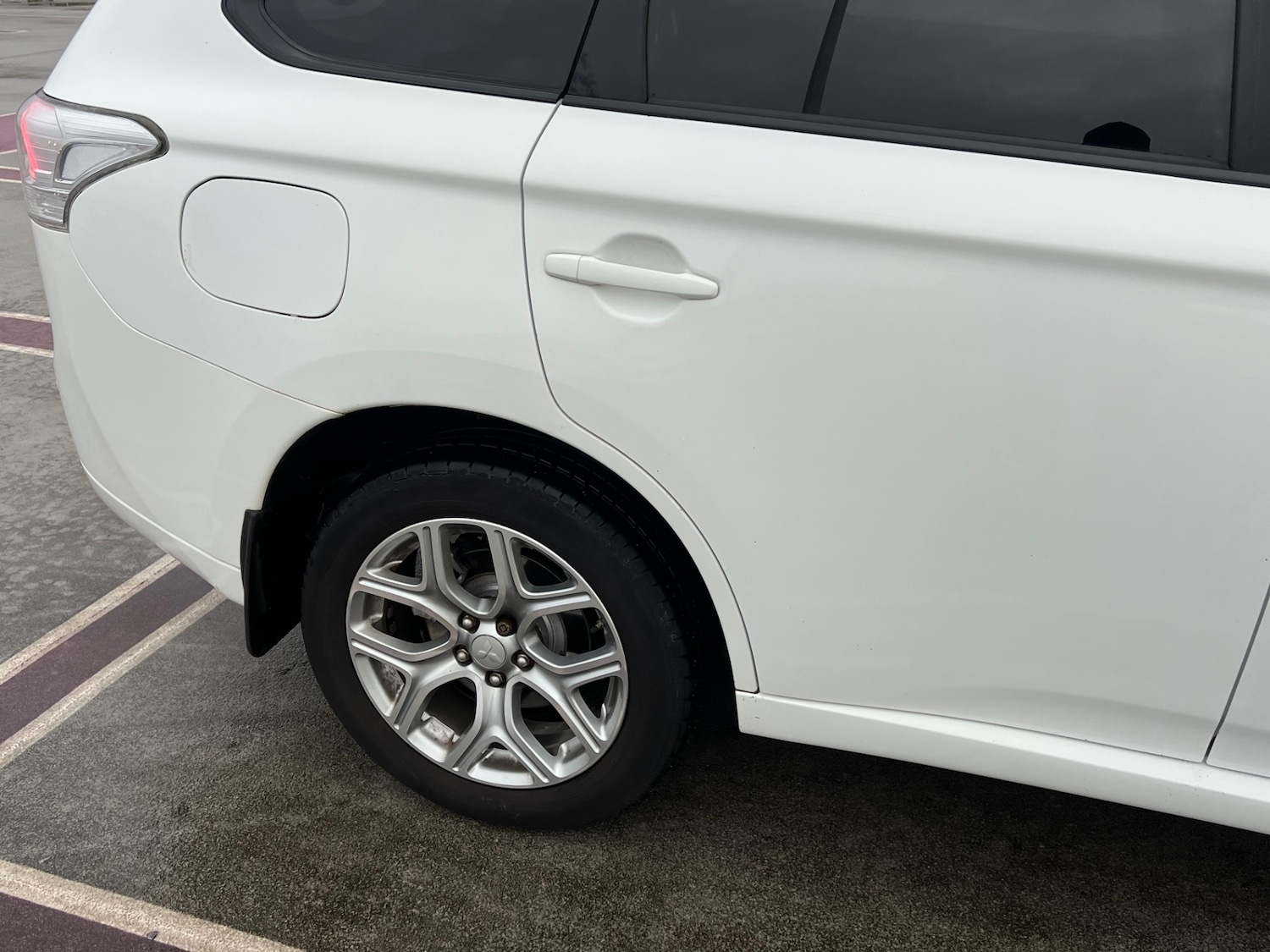 Used Mitsubishi Outlander 2015 for sale - 77284000: Photo 39