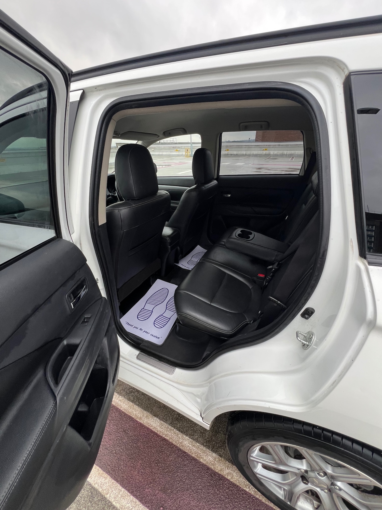 Used Mitsubishi Outlander 2015 for sale - 77284000: Photo 53