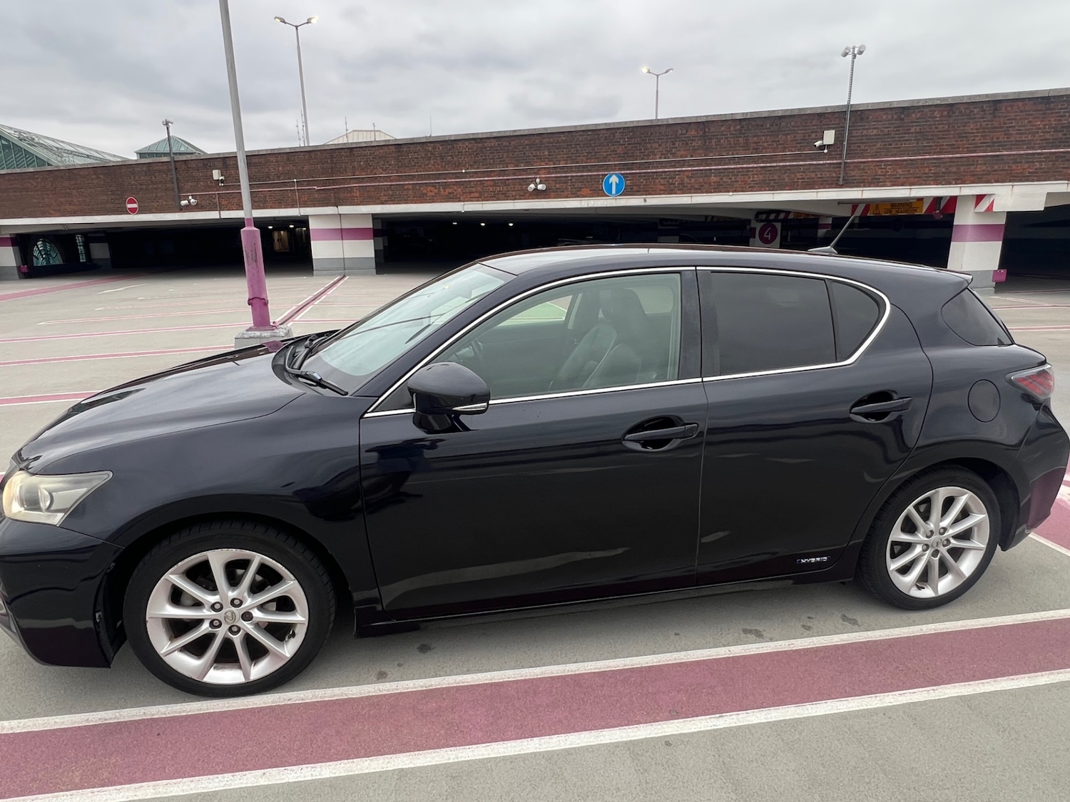 Vehicle 28