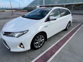 2015 (15) - 1.8 VVTi Hybrid Excel 5dr CVT Auto [Nav]