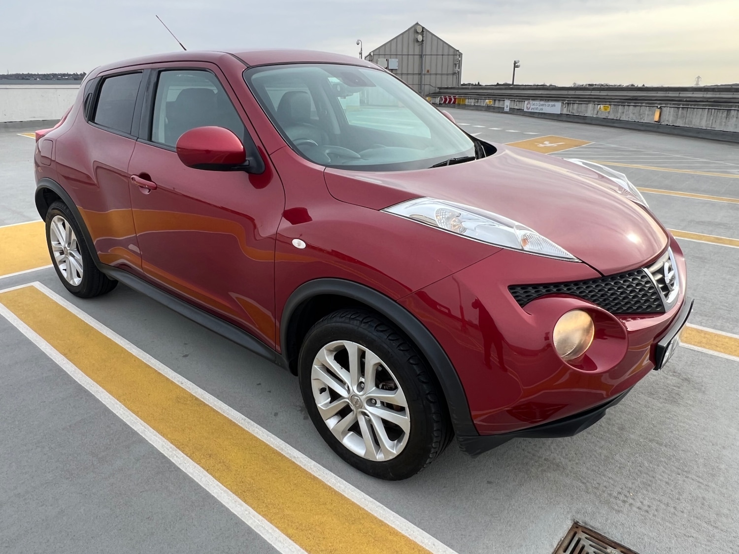 Used Nissan Juke 2011 for sale - 77597564: Photo 4