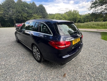 Used Mercedes-Benz C Class 2018 for sale - 79057996: Photo