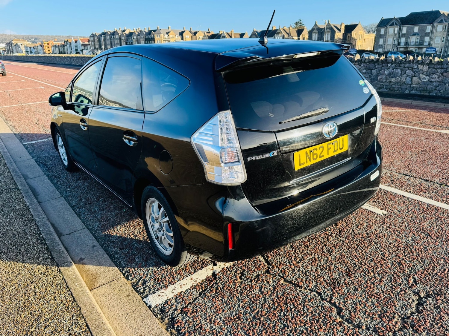 Used Toyota Prius 2023 for sale - 77014998: Photo 4