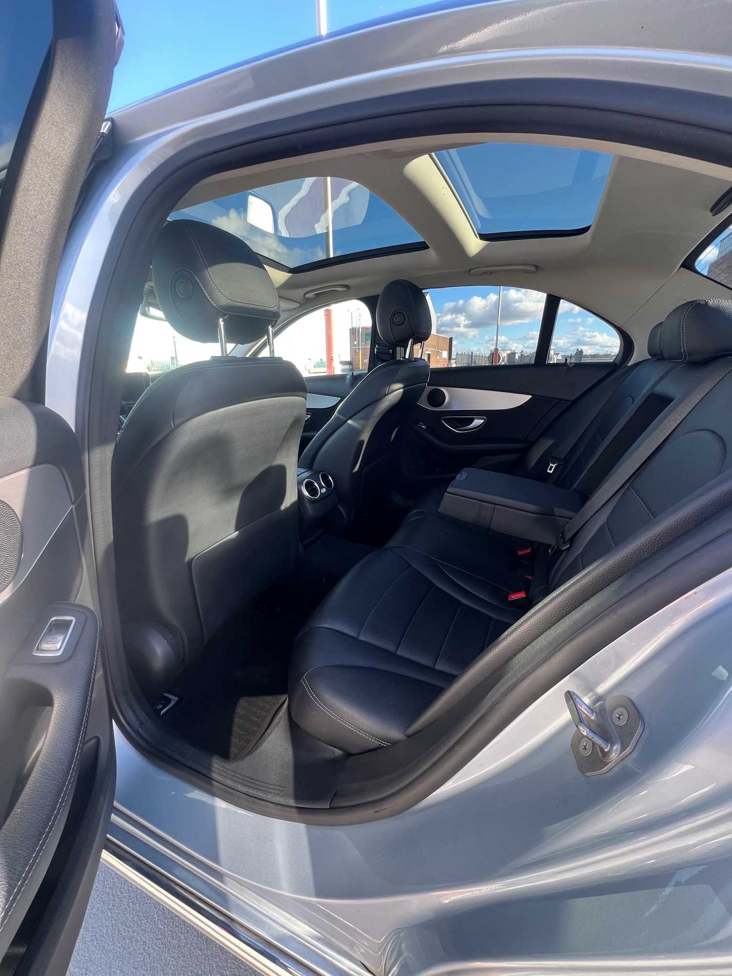 Used Mercedes-Benz C Class 2017 for sale - 76446088: Photo 16