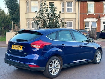 Used Ford Focus 2015 for sale - 76102424: Photo 4
