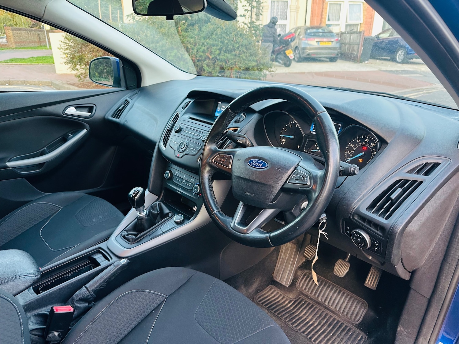 Used Ford Focus 2015 for sale - 76102424: Photo 8