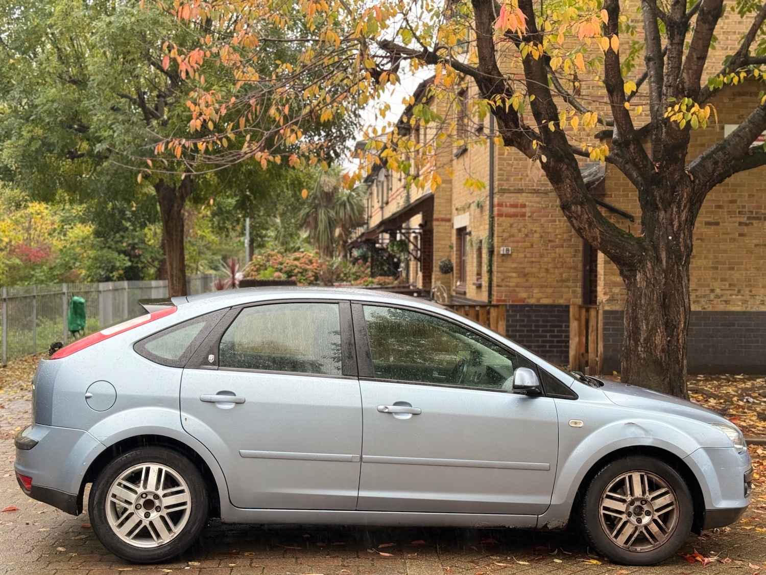 Used Ford Focus 2005 for sale - 76380346: Photo 8