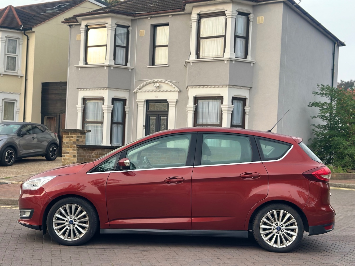 Used Ford C-Max 2016 for sale - 76141986: Photo 7